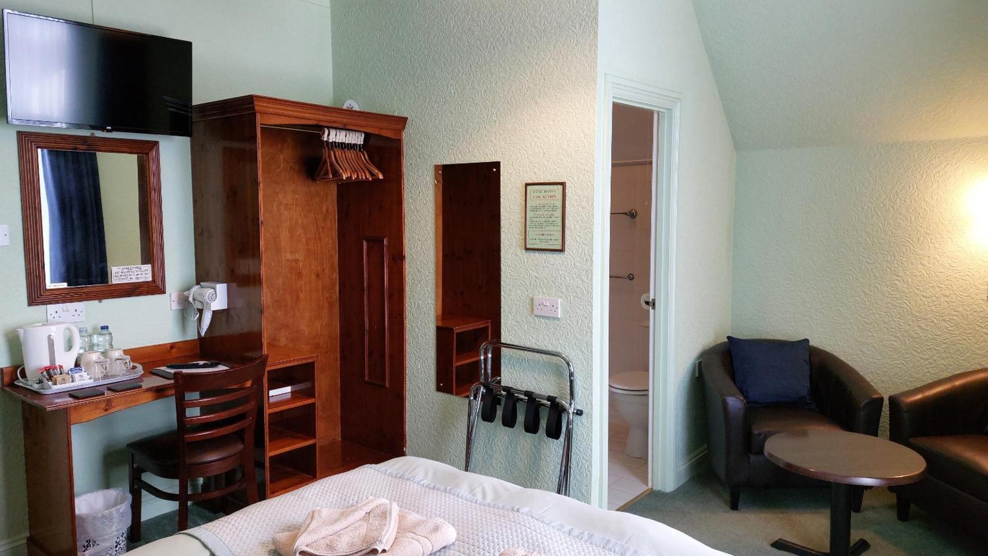 Southcliff Bed and breakfast 4*