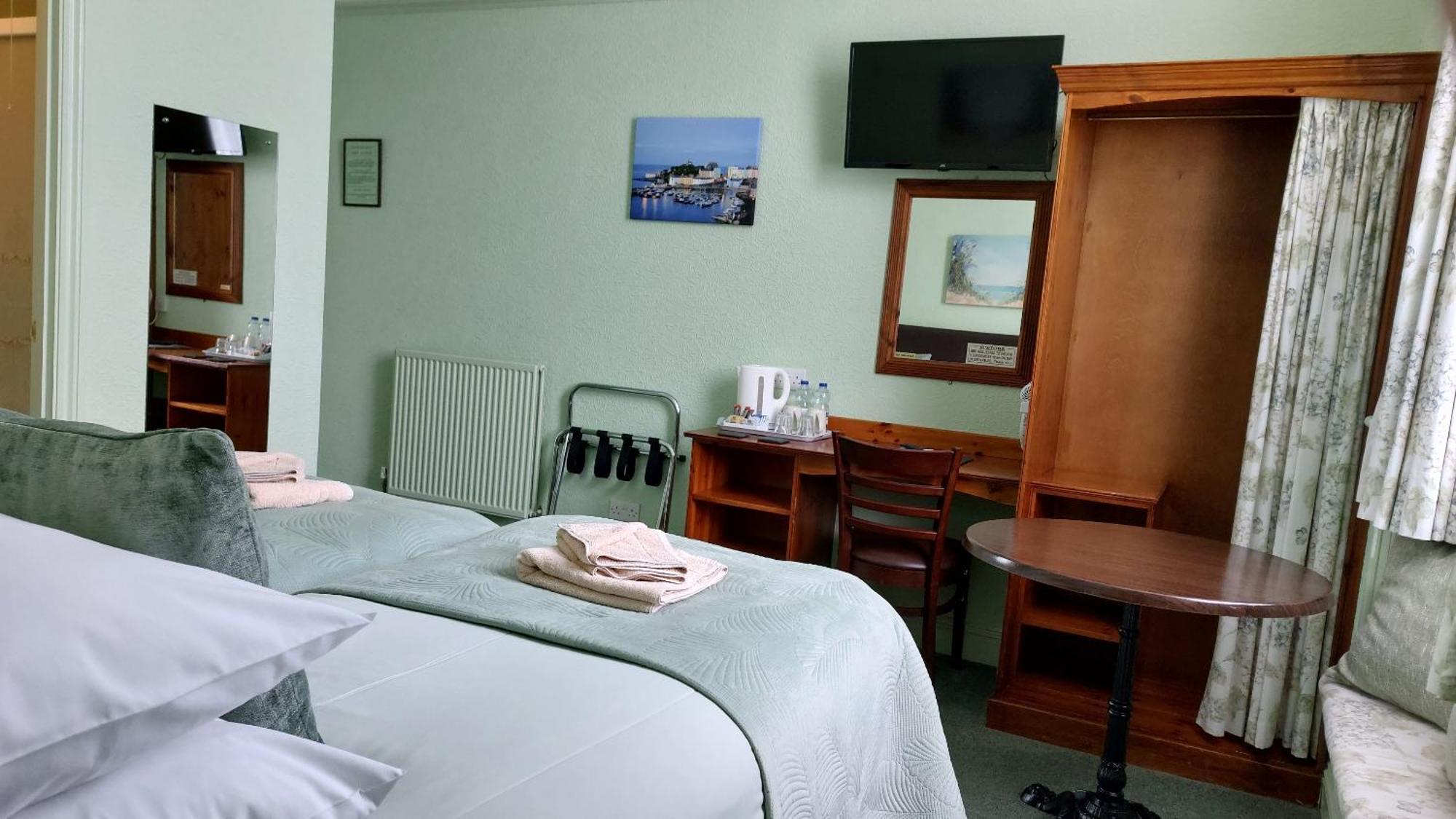 Southcliff Bed and breakfast Tenby
