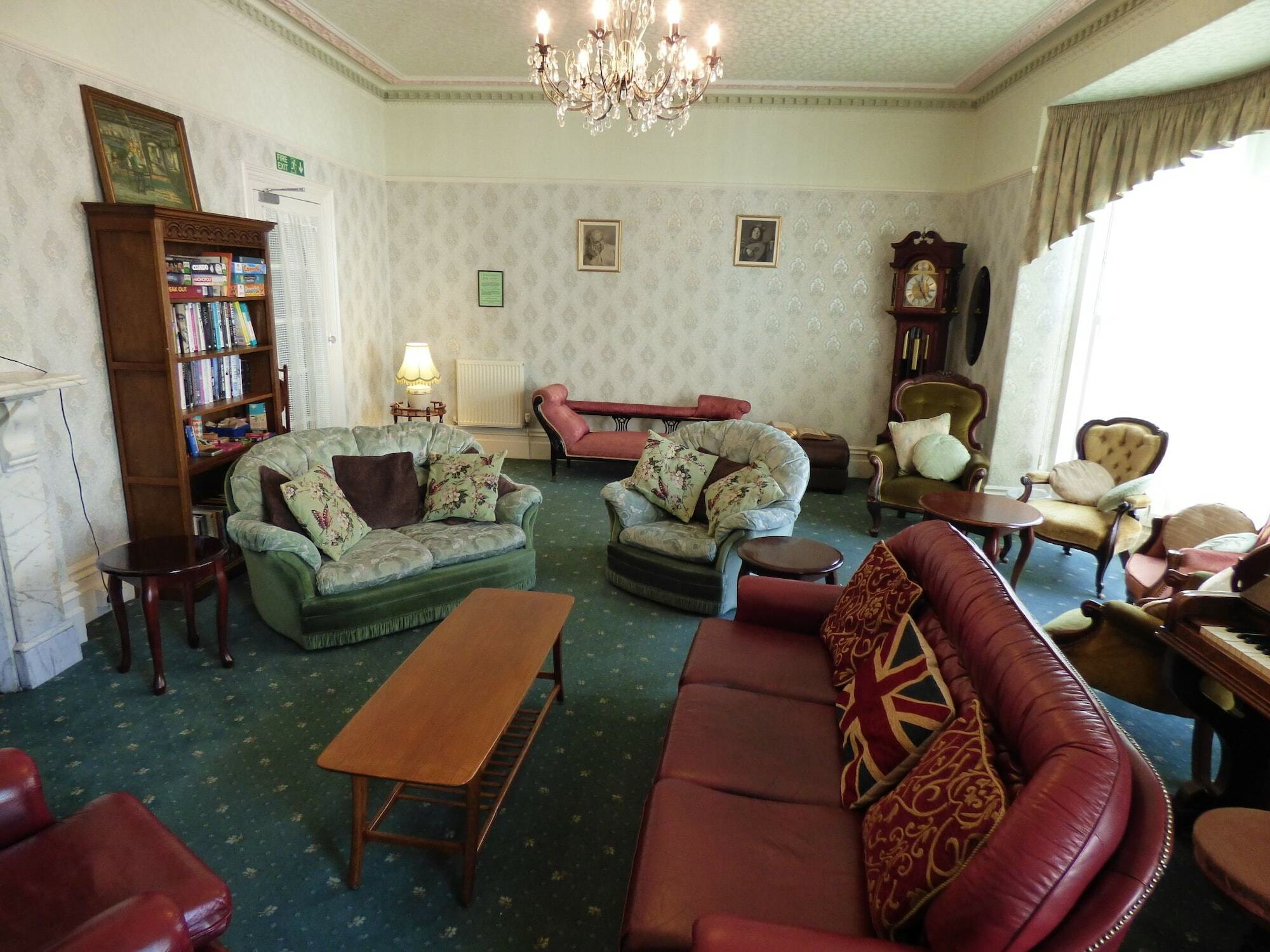 Bed and breakfast Southcliff 4*
